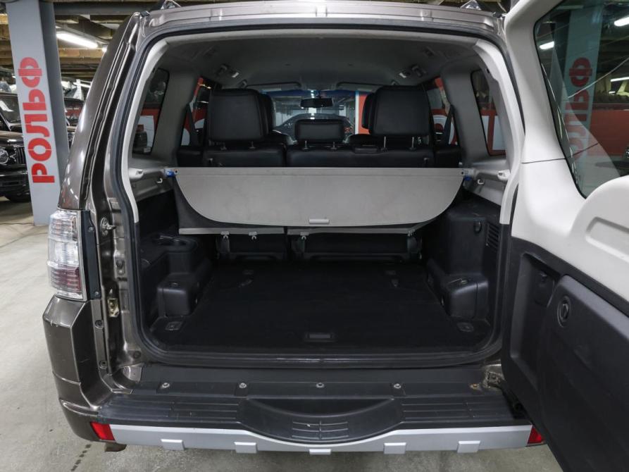 Mitsubishi Pajero IV Рестайлинг 1 Москва  - изображение 11