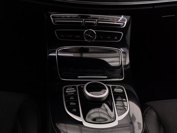 Mercedes-Benz E-Класс V (W213 S213 C238) с пробегом 2017 года, цена 2 800 000 рублей, 276325 км, седан, Автокод Объявления