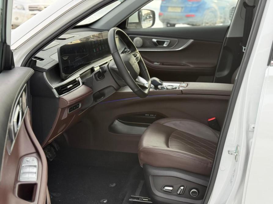 Chery Tiggo 8 Pro Plug-in Hybrid Томск  - изображение 11
