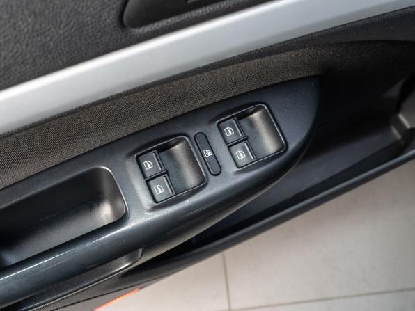 Skoda Octavia II (A5) Рестайлинг с пробегом 2011 года, цена 750 000 рублей, 235568 км, лифтбек, Автокод Объявления