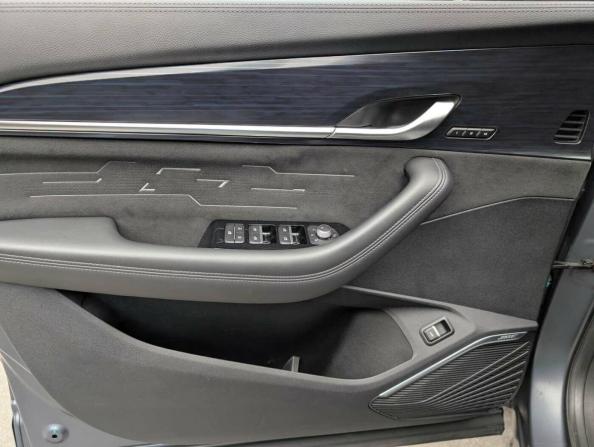 Geely Monjaro I с пробегом 2024 года, цена 3 597 000 рублей, 28592 км, внедорожник, Автокод Объявления