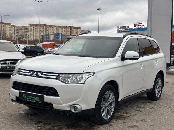 Mitsubishi Outlander III с пробегом 2013 года, цена 1 600 000 рублей, 101010 км, внедорожник, Автокод Объявления