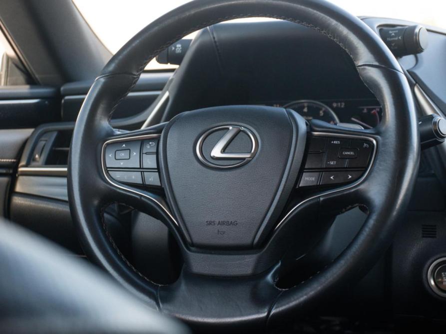 Lexus ES VII Москва  - изображение 15