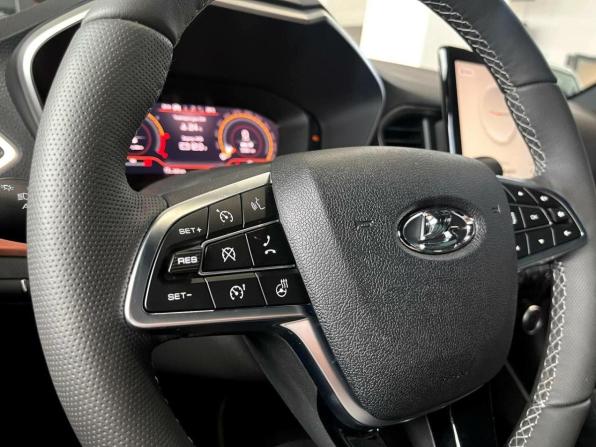 Lada (ВАЗ) Vesta I Рестайлинг (NG) с пробегом 2025 года, цена 2 199 000 рублей, 207 км, универсал, Автокод Объявления