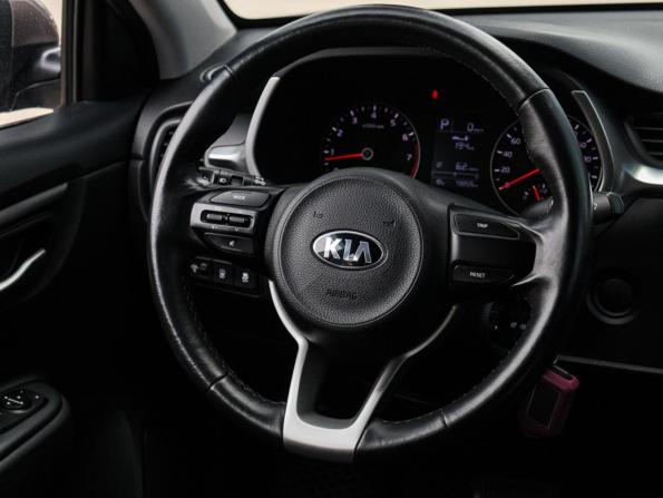 Kia Rio IV Рестайлинг с пробегом 2021 года, цена 1 700 000 рублей, 79858 км, седан, Автокод Объявления