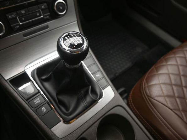 Volkswagen Passat B7 с пробегом 2011 года, цена 909 000 рублей, 281754 км, седан, Автокод Объявления