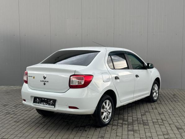 Renault Logan II с пробегом 2017 года, цена 802 000 рублей, 105496 км, седан, Автокод Объявления