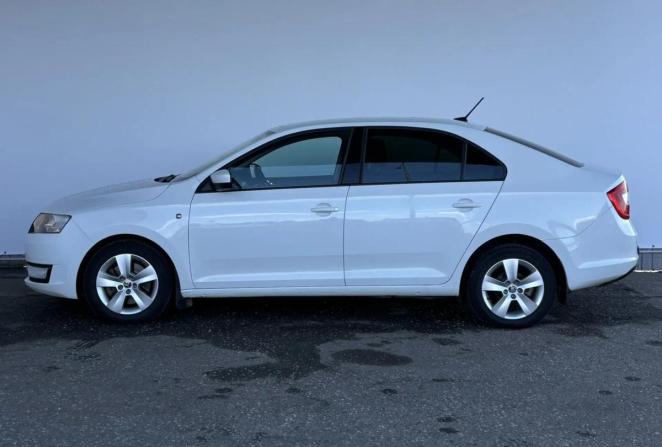 Skoda Rapid I с пробегом 2017 года, цена 895 000 рублей, 242943 км, лифтбек, Автокод Объявления
