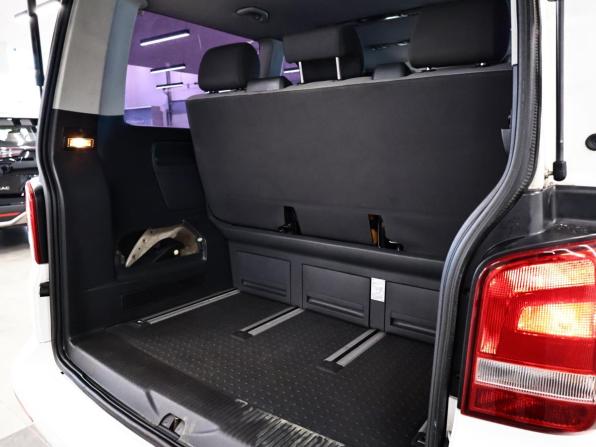 Volkswagen Multivan T5 Рестайлинг с пробегом 2012 года, цена 1 420 000 рублей, 341926 км, минивэн, Автокод Объявления