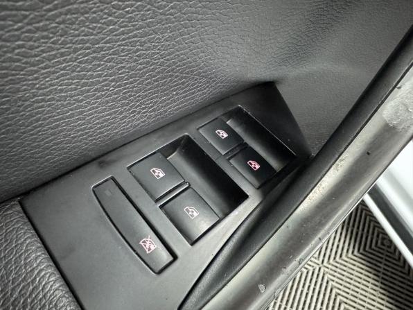Opel Astra J с пробегом 2011 года, цена 599 000 рублей, 195596 км, хэтчбек, Автокод Объявления