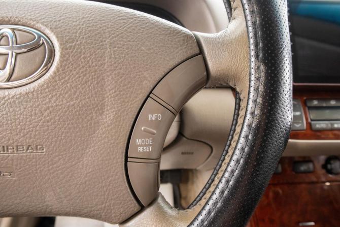 Toyota Camry V (XV30) Рестайлинг с пробегом 2005 года, цена 1 049 000 рублей, 354000 км, седан, Автокод Объявления