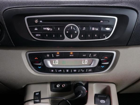 Renault Scenic III с пробегом 2010 года, цена 746 000 рублей, 252400 км, минивэн, Автокод Объявления