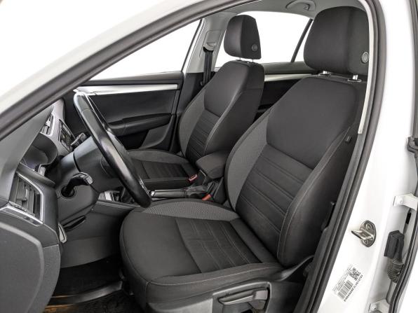 Skoda Octavia III (A7) Рестайлинг с пробегом 2019 года, цена 1 280 000 рублей, 182798 км, лифтбек, Автокод Объявления