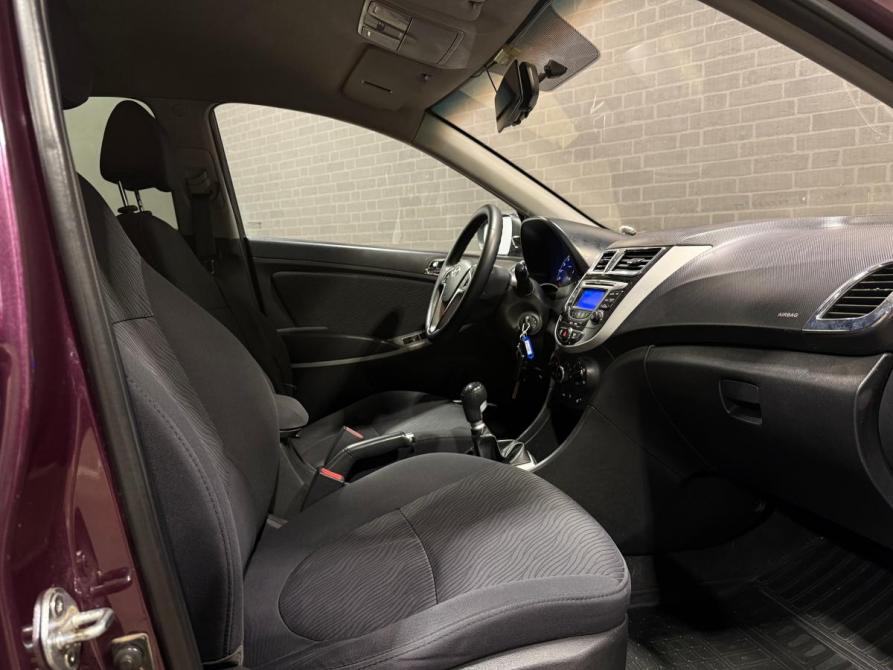 Hyundai Solaris I Челябинск  - изображение 3