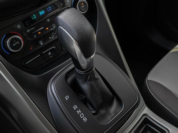 Ford Kuga II Рестайлинг с пробегом 2017 года, цена 1 549 000 рублей, 145703 км, внедорожник, Автокод Объявления