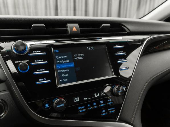 Toyota Camry VIII (XV70) с пробегом 2021 года, цена 2 060 000 рублей, 285184 км, седан, Автокод Объявления
