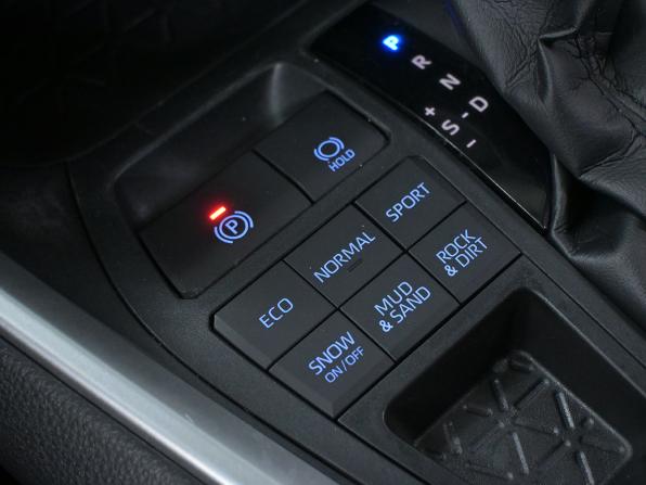 Toyota RAV4 V (XA50) с пробегом 2021 года, цена 3 210 000 рублей, 97670 км, внедорожник, Автокод Объявления