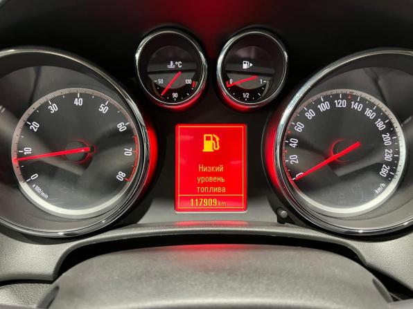 Opel Astra J Рестайлинг с пробегом 2013 года, цена 950 000 рублей, 117901 км, хэтчбек, Автокод Объявления