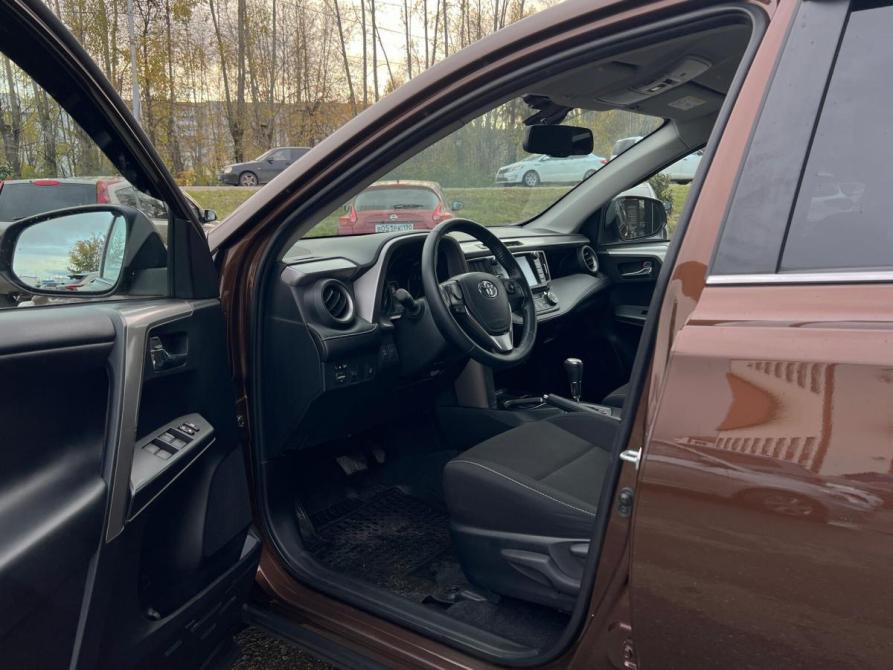 Toyota RAV4 IV (XA40) Рестайлинг Нефтекамск  - изображение 7