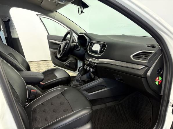 Lada (ВАЗ) Vesta I Рестайлинг (NG) с пробегом 2024 года, цена 1 640 000 рублей, 3589 км, универсал, Автокод Объявления