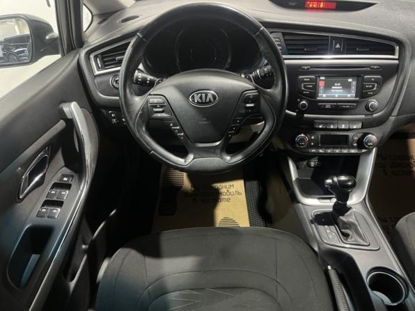 Kia Ceed II Рестайлинг с пробегом 2018 года, цена 1 220 000 рублей, 161012 км, универсал, Автокод Объявления