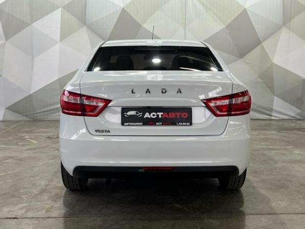 Lada (ВАЗ) Vesta I с пробегом 2019 года, цена 950 000 рублей, 59723 км, седан, Автокод Объявления