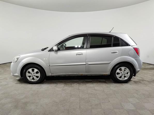 Kia Rio II Рестайлинг с пробегом 2011 года, цена 600 000 рублей, 256849 км, хэтчбек, Автокод Объявления