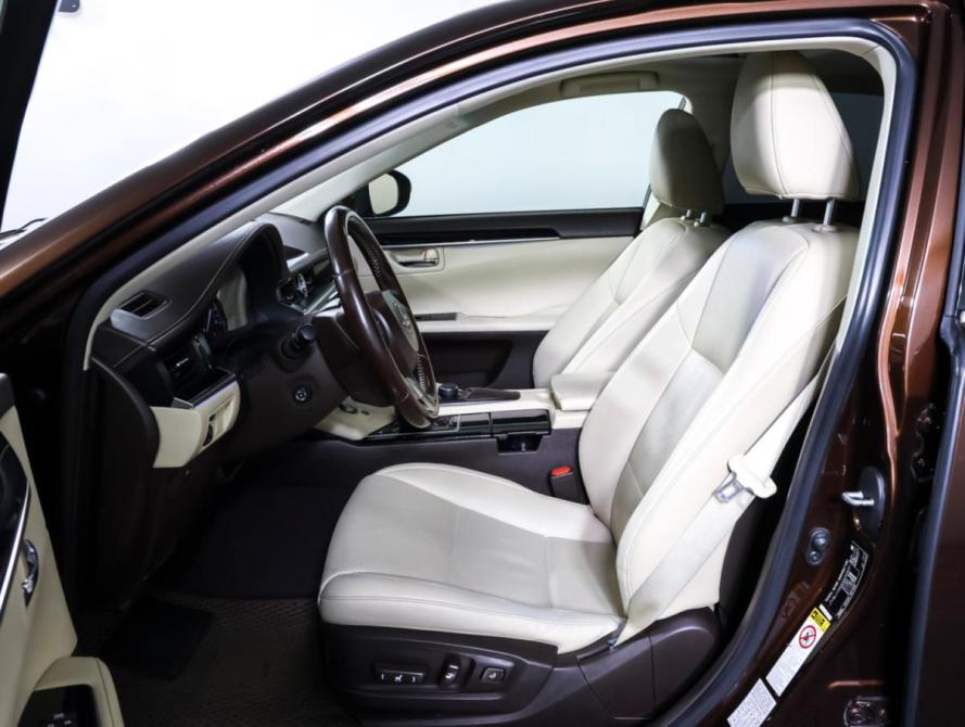 Lexus ES VI Рестайлинг Москва  - изображение 16