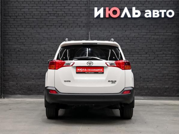 Toyota RAV4 IV (XA40) с пробегом 2015 года, цена 2 050 000 рублей, 116976 км, внедорожник, Автокод Объявления