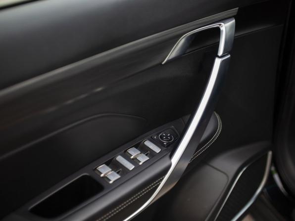 Geely Atlas Pro с пробегом 2022 года, цена 2 000 000 рублей, 50527 км, внедорожник, Автокод Объявления