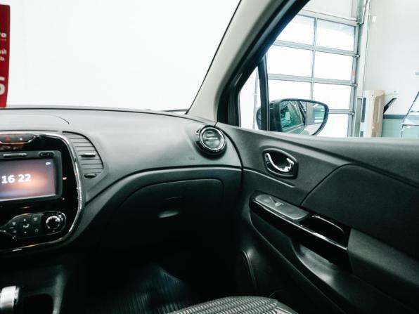 Renault Kaptur I с пробегом 2018 года, цена 1 643 000 рублей, 86625 км, внедорожник, Автокод Объявления
