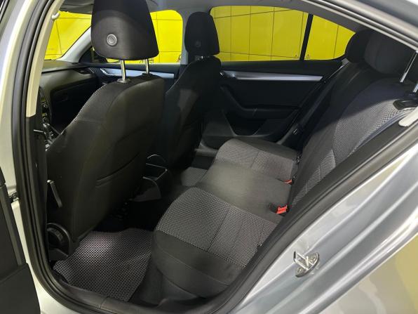 Skoda Octavia III (A7) с пробегом 2016 года, цена 1 399 000 рублей, 141000 км, лифтбек, Автокод Объявления