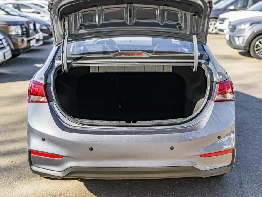 Hyundai Solaris II Санкт-Петербург  - изображение 12
