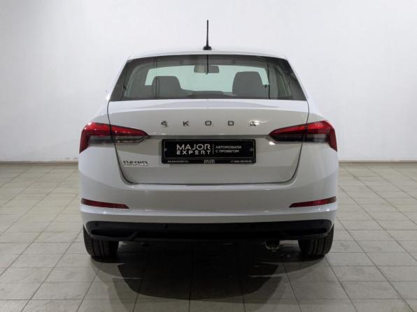 Skoda Rapid II с пробегом 2021 года, цена 1 525 000 рублей, 77276 км, лифтбек, Автокод Объявления