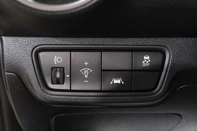 Kia K3 II с пробегом 2019 года, цена 1 799 000 рублей, 78103 км, седан, Автокод Объявления