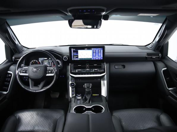 Toyota Land Cruiser 300 Series с пробегом 2021 года, цена 10 990 000 рублей, 112226 км, внедорожник, Автокод Объявления