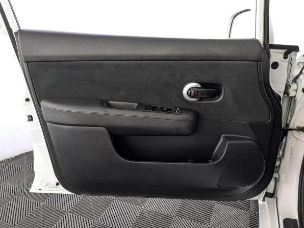 Nissan Tiida I Рестайлинг с пробегом 2012 года, цена 670 000 рублей, 168866 км, седан, Автокод Объявления