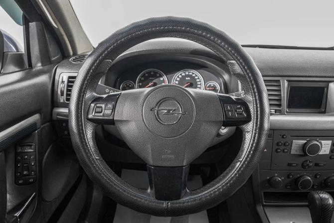 Opel Vectra C Рестайлинг с пробегом 2006 года, цена 499 000 рублей, 208600 км, седан, Автокод Объявления