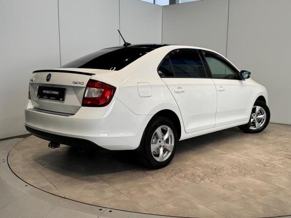 Skoda Rapid I Рестайлинг с пробегом 2018 года, цена 1 080 000 рублей, 182864 км, лифтбек, Автокод Объявления