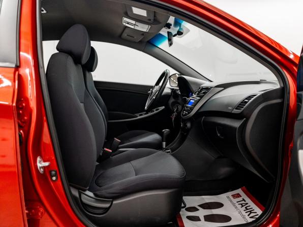 Hyundai Solaris I с пробегом 2012 года, цена 750 000 рублей, 147200 км, седан, Автокод Объявления