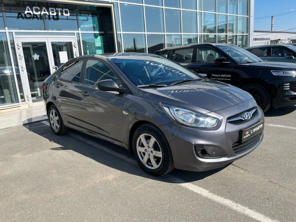 Hyundai Solaris I с пробегом 2012 года, цена 619 000 рублей, 221000 км, седан, Автокод Объявления