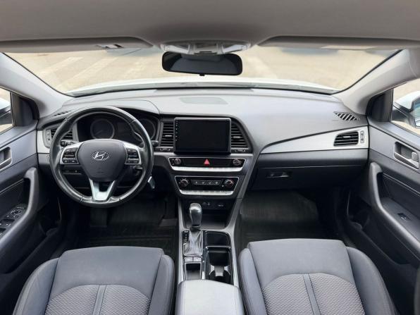 Hyundai Sonata VII (LF) Рестайлинг с пробегом 2019 года, цена 1 860 000 рублей, 101854 км, седан, Автокод Объявления