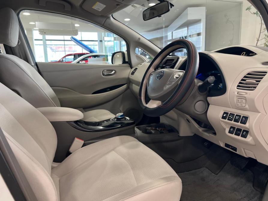 Nissan Leaf I (ZE0/AZE0) Астрахань  - изображение 8