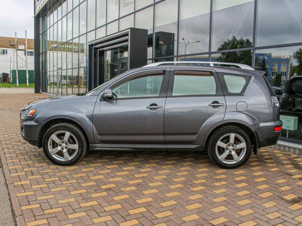 Mitsubishi Outlander II Рестайлинг с пробегом 2010 года, цена 835 000 рублей, 273000 км, внедорожник, Автокод Объявления