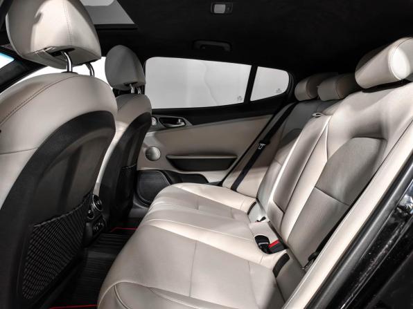 Kia Stinger I с пробегом 2018 года, цена 2 660 000 рублей, 122186 км, лифтбек, Автокод Объявления