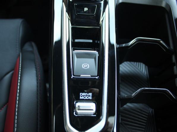 Geely Coolray I Рестайлинг с пробегом 2024 года, цена 2 199 000 рублей, 23651 км, внедорожник, Автокод Объявления