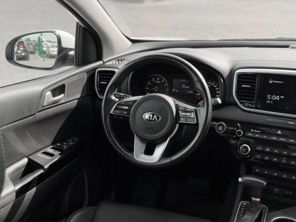 Kia Sportage IV Рестайлинг с пробегом 2021 года, цена 3 390 000 рублей, 41400 км, внедорожник, Автокод Объявления