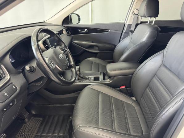 Kia Sorento III Prime Рестайлинг с пробегом 2019 года, цена 2 895 000 рублей, 62961 км, внедорожник, Автокод Объявления