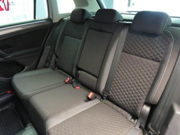 Volkswagen Tiguan II с пробегом 2018 года, цена 2 250 000 рублей, 156459 км, внедорожник, Автокод Объявления