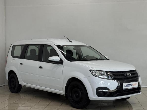 Lada (ВАЗ) Largus I Рестайлинг с пробегом 2024 года, цена 1 459 000 рублей, 17523 км, универсал, Автокод Объявления